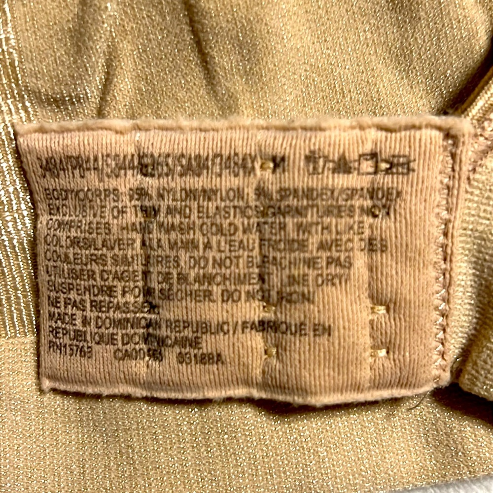 Beige Everyday T-Shirt Bra. Size M. 95%Nylon, 5% Spandex. Very Stretchable. NWOT - Picture 6 of 6